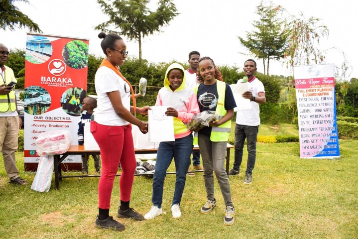 Children showing their gifts